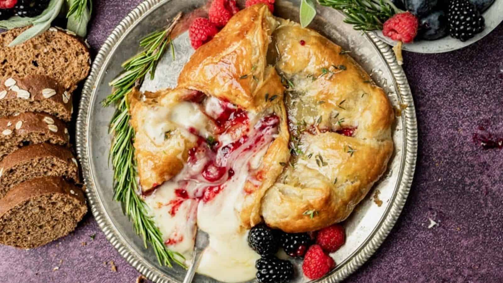 Sweet, Savory, or Pastry-Wrapped: The Best Baked Brie Recipes